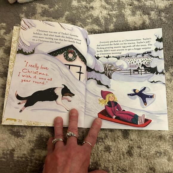 Little Golden Taylor Swift & The Golden Girls (NWT) - Picture 3 of 7